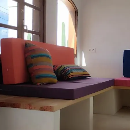 Chic & Basic Διαμέρισμα Tahiche